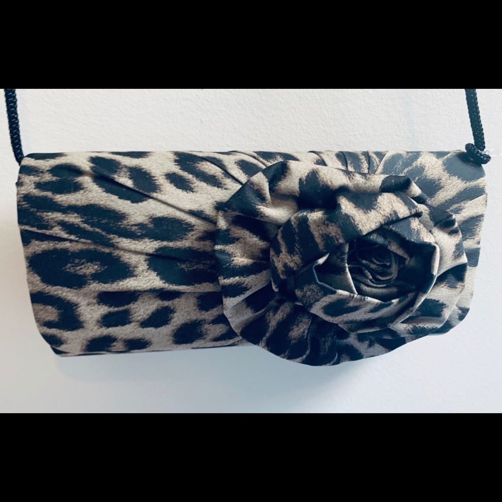 Cheetah clutch